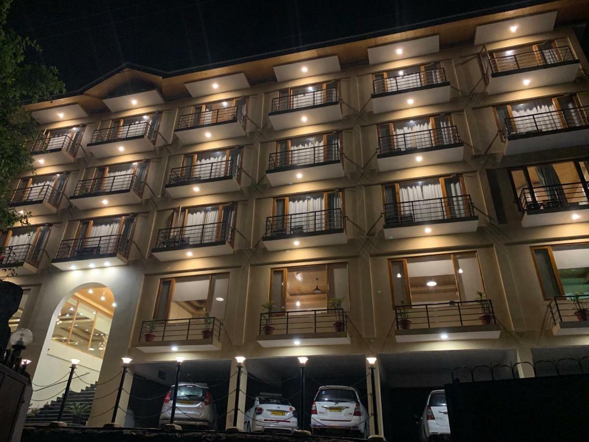 普里莫度假酒店 马拉里 外观 照片